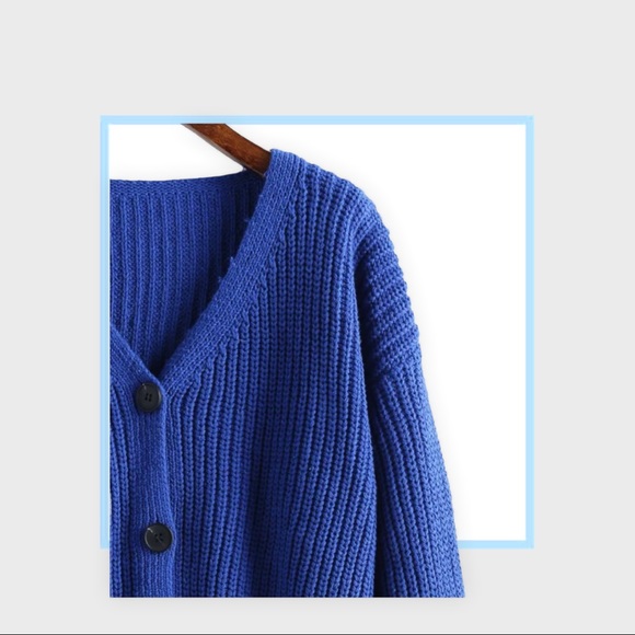 Blue cardigan with asymmetrical hemline - Picture 3 of 5